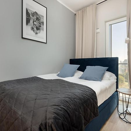 Business Center Apartments Warsaw Wola By Noclegi Renters المظهر الخارجي الصورة