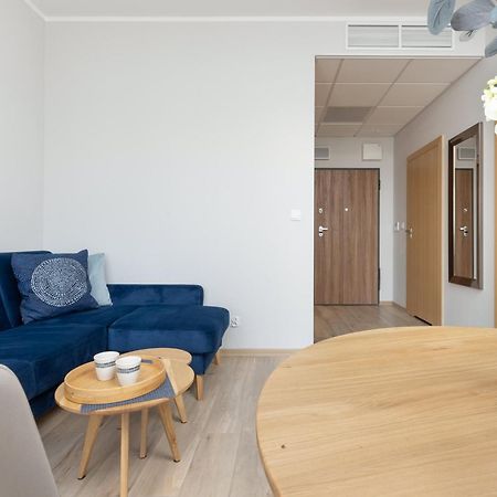 Business Center Apartments Warsaw Wola By Noclegi Renters المظهر الخارجي الصورة