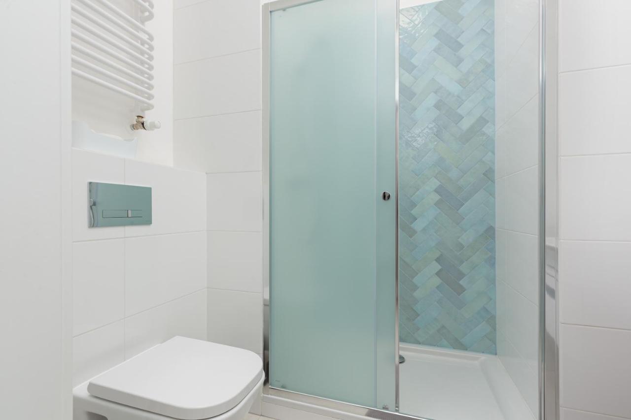 Business Center Apartments Warsaw Wola By Noclegi Renters المظهر الخارجي الصورة