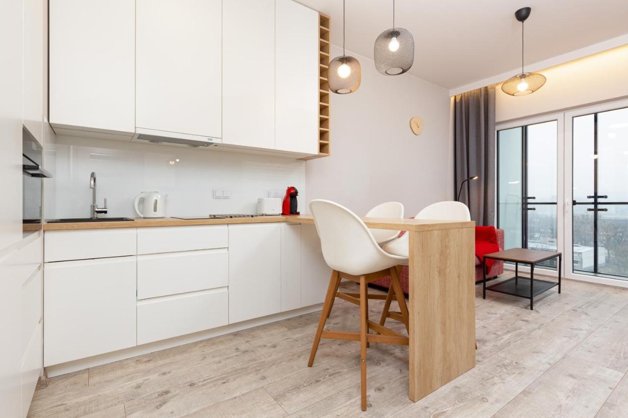 Business Center Apartments Warsaw Wola By Noclegi Renters المظهر الخارجي الصورة
