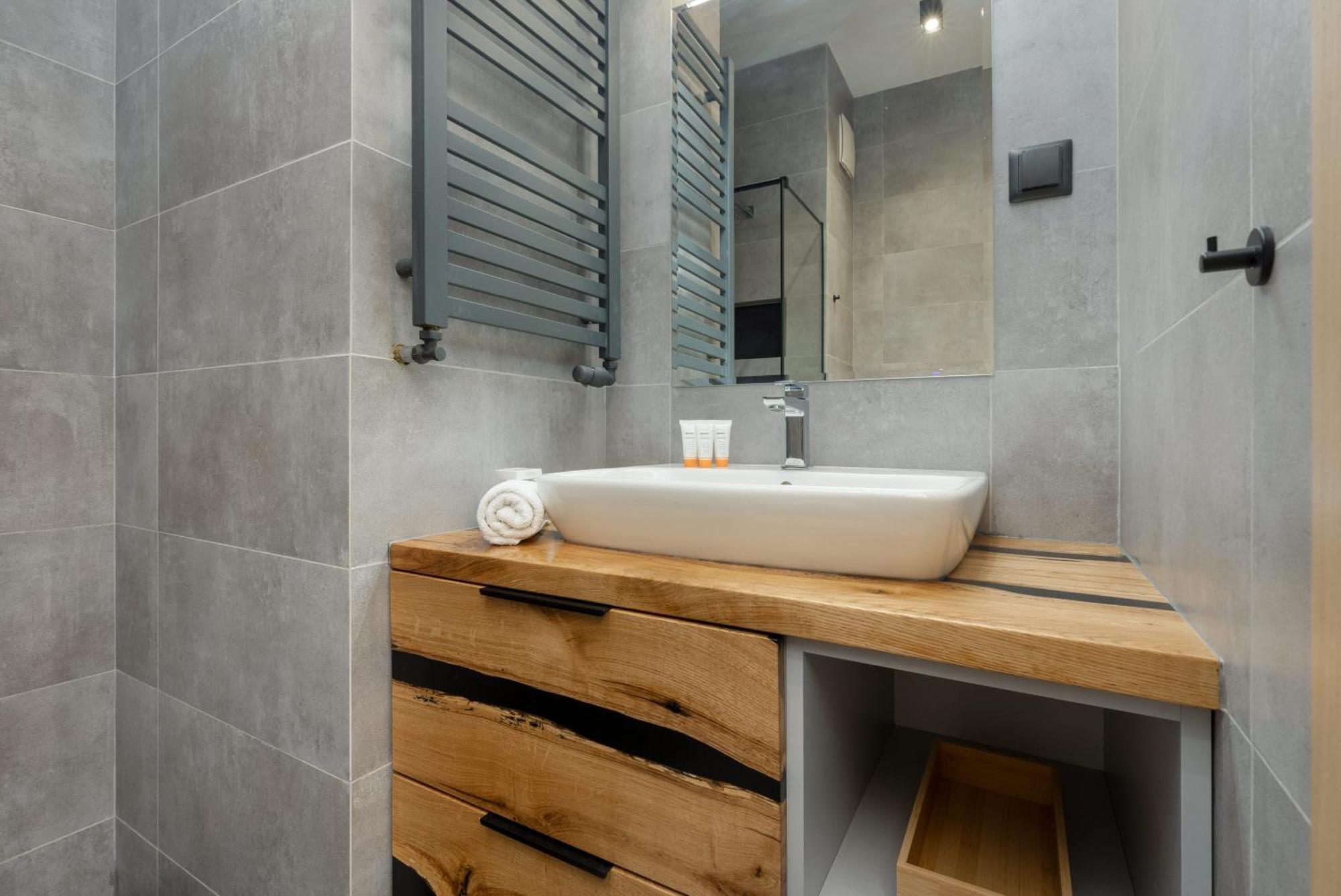 Business Center Apartments Warsaw Wola By Noclegi Renters المظهر الخارجي الصورة